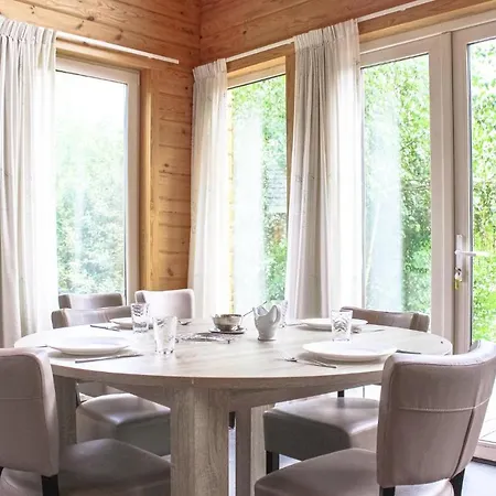 Stunning In With View