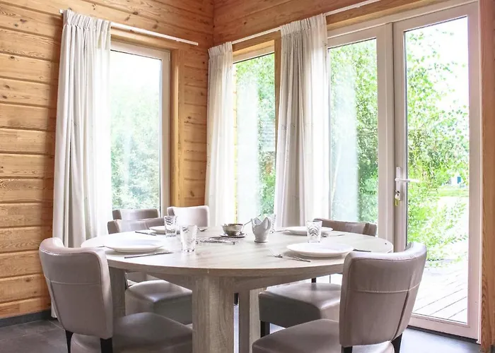 Stunning In With View